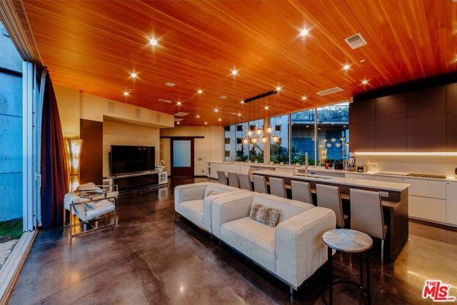 2050 Rambla Pacifico Street, Malibu, CA 90265