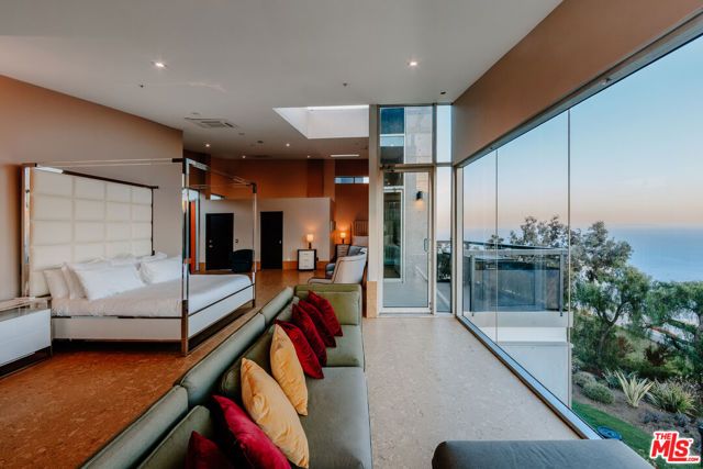 2050 Rambla Pacifico Street, Malibu, CA 90265