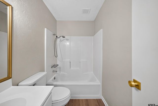 913 Christopher Drive, Whitehouse, TX 75791