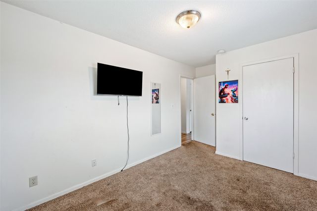 217 NW College Avenue, Ankeny, IA 50023