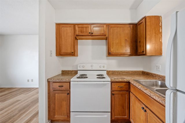 217 NW College Avenue, Ankeny, IA 50023