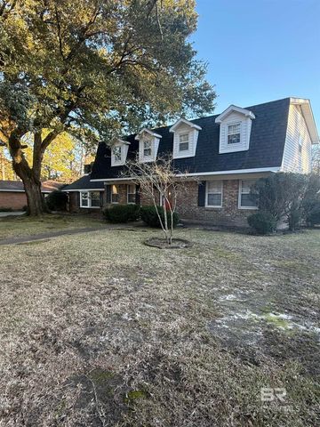 3717 N Claridge Road, Mobile, AL 36608