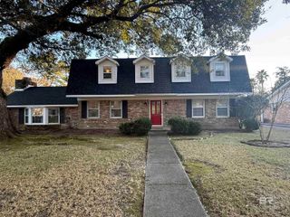 3717 N Claridge Road, Mobile, AL 36608