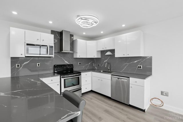 810 Matson Place, Cincinnati, OH 45204