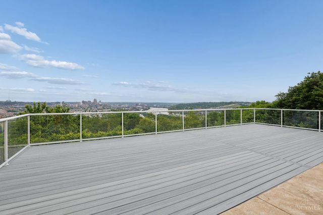 810 Matson Place, Cincinnati, OH 45204