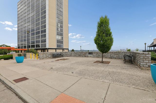 810 Matson Place, Cincinnati, OH 45204