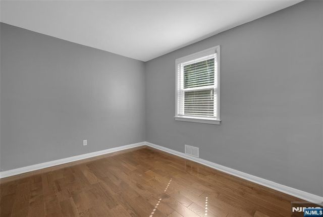76 Farmingdale Avenue, Bloomfield, NJ 07003