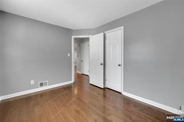 76 Farmingdale Avenue, Bloomfield, NJ 07003
