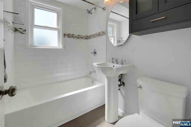 76 Farmingdale Avenue, Bloomfield, NJ 07003