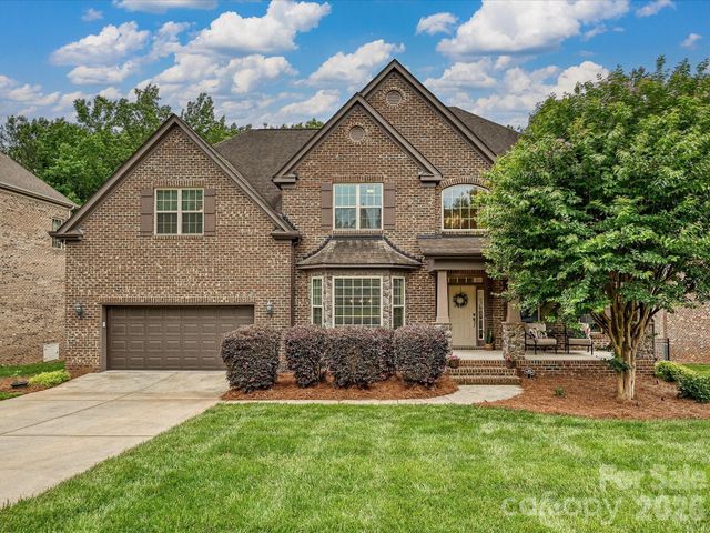 9643 Hampton Oaks Lane, Charlotte, NC 28270