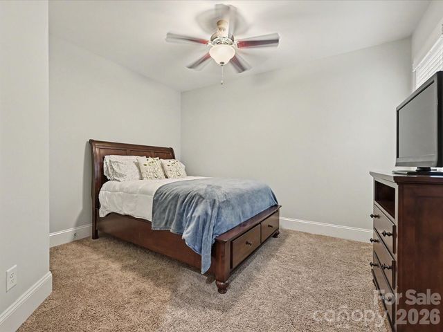 9643 Hampton Oaks Lane, Charlotte, NC 28270