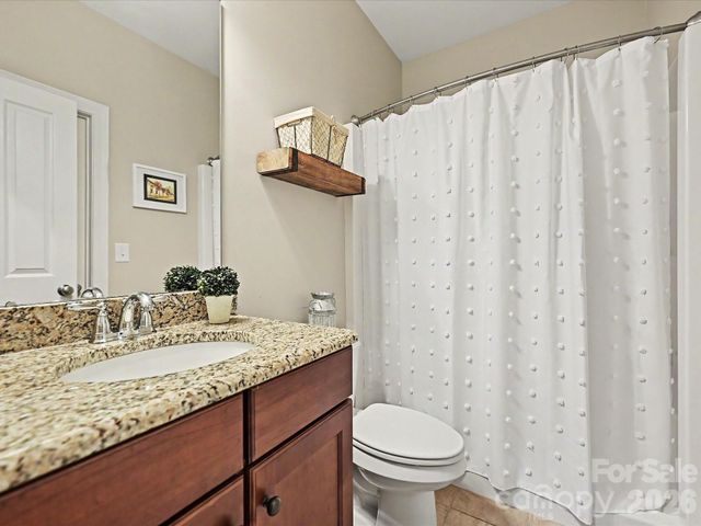 9643 Hampton Oaks Lane, Charlotte, NC 28270