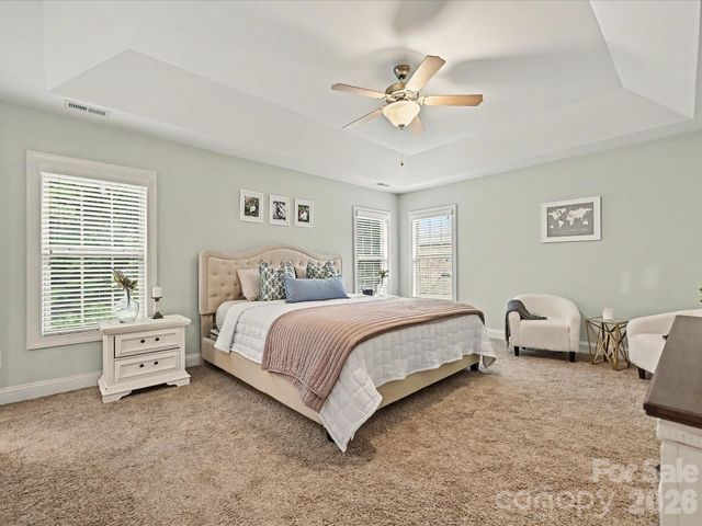 9643 Hampton Oaks Lane, Charlotte, NC 28270