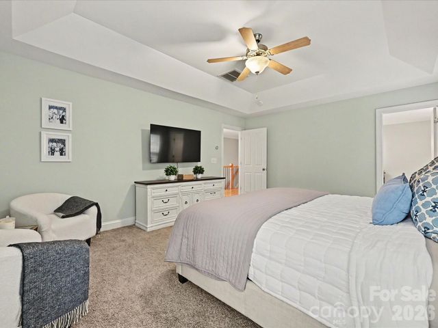 9643 Hampton Oaks Lane, Charlotte, NC 28270