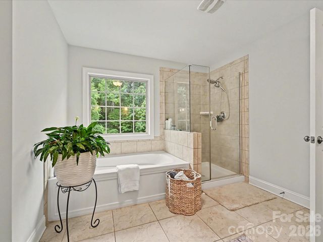9643 Hampton Oaks Lane, Charlotte, NC 28270