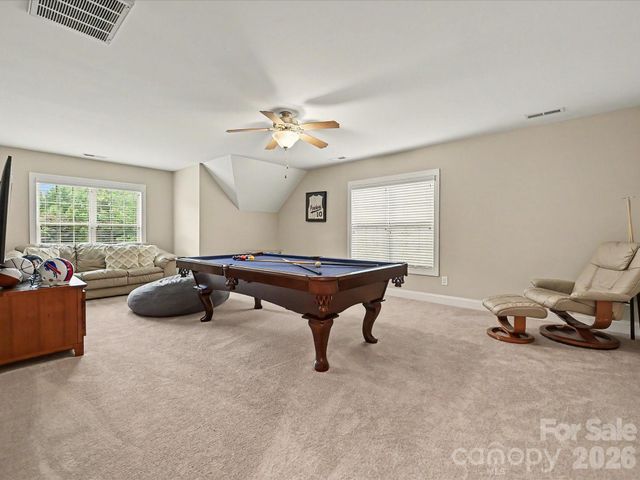 9643 Hampton Oaks Lane, Charlotte, NC 28270