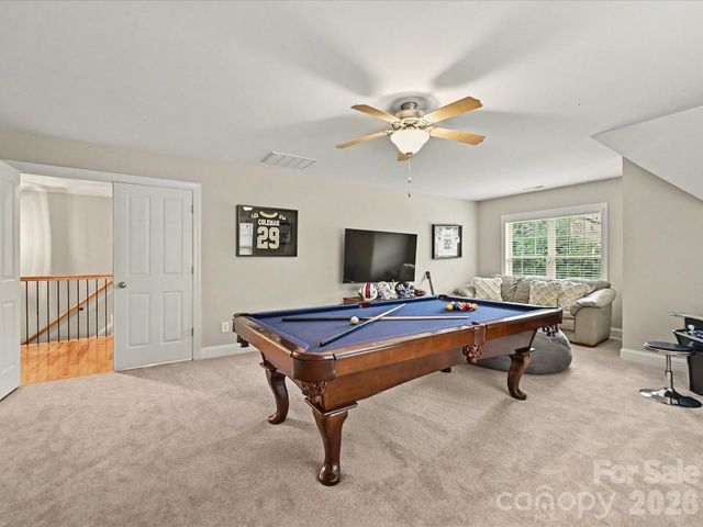 9643 Hampton Oaks Lane, Charlotte, NC 28270