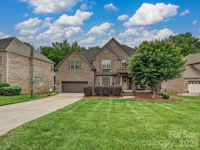 9643 Hampton Oaks Lane, Charlotte, NC 28270