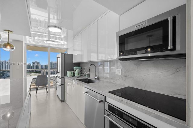 230 S 174th Street 2202, Sunny Isles Beach, FL 33160