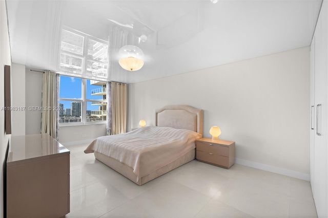 230 S 174th Street 2202, Sunny Isles Beach, FL 33160