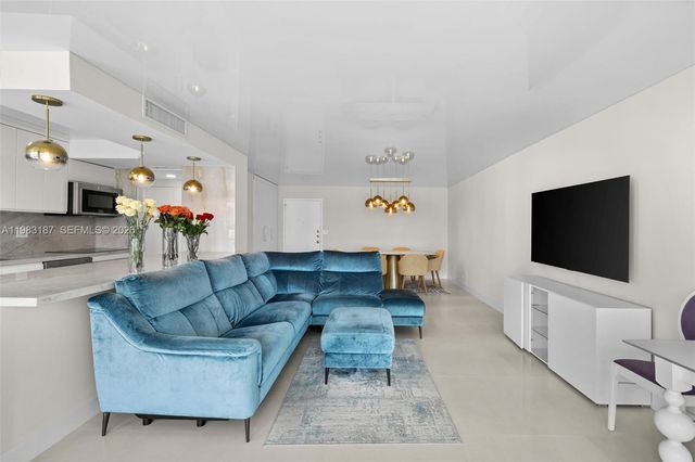 230 S 174th Street 2202, Sunny Isles Beach, FL 33160