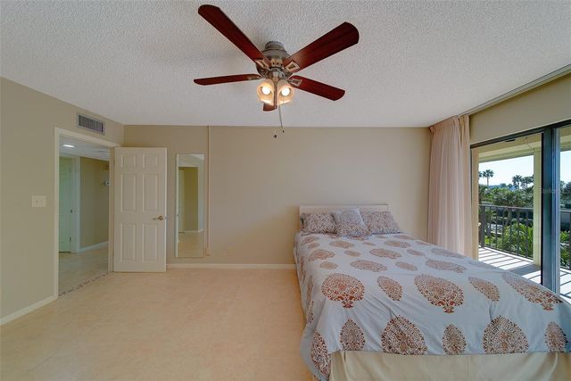 1480 GULF BOULEVARD 201, Clearwater Beach, FL 33767