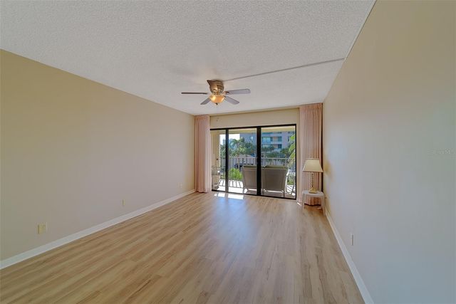 1480 GULF BOULEVARD 201, Clearwater Beach, FL 33767