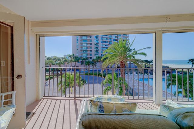 1480 GULF BOULEVARD 201, Clearwater Beach, FL 33767