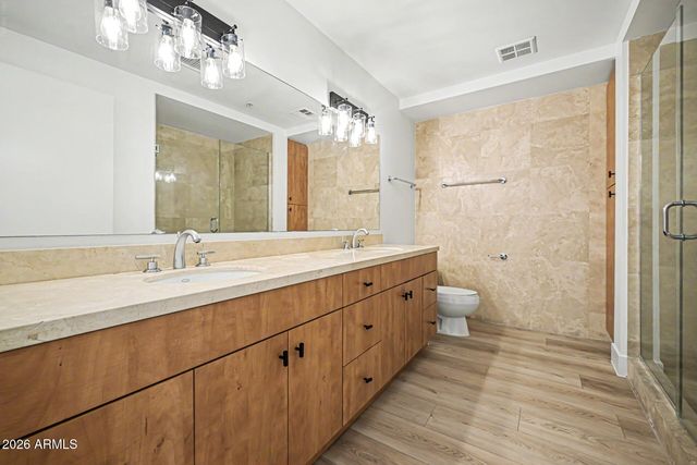 7161 E RANCHO VISTA Drive 2004, Scottsdale, AZ 85251