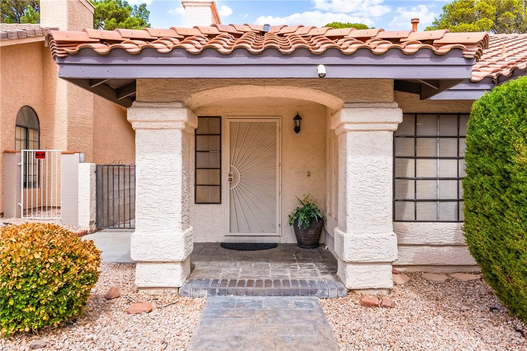 8824 Sail Bay Drive, Las Vegas, NV 89117 — photo 4
