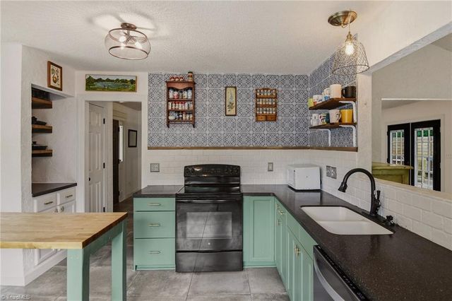 4890 Chimney Springs Drive, Greensboro, NC 27407