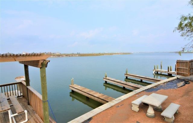 15201 Leeward Dr B8, Corpus Christi, TX 78418