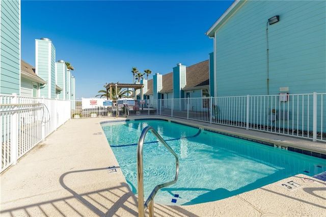 15201 Leeward Dr B8, Corpus Christi, TX 78418