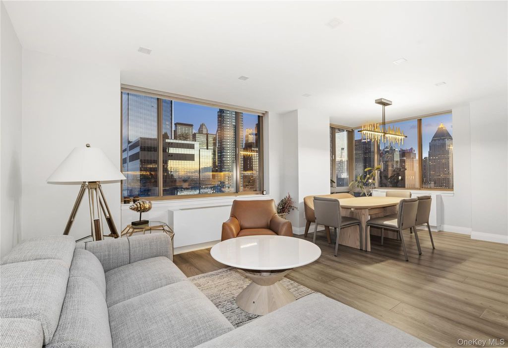 2 Columbus Avenue 29C, New York (manhattan), NY 10023 — photo 3
