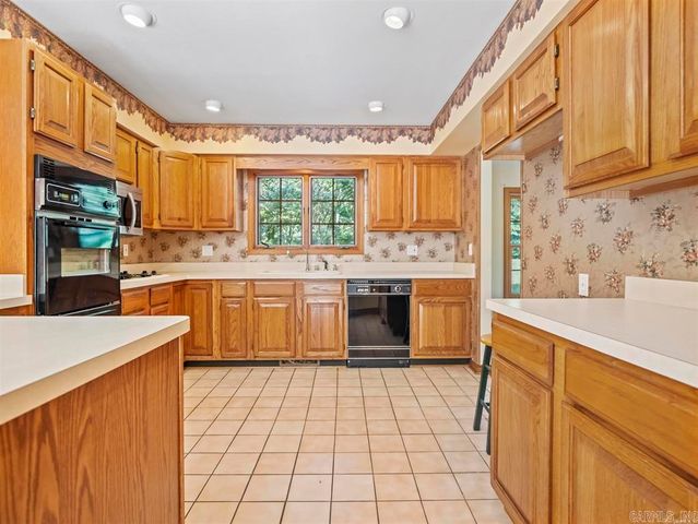 112 Shamrock Lane, Hot Springs, AR 71913