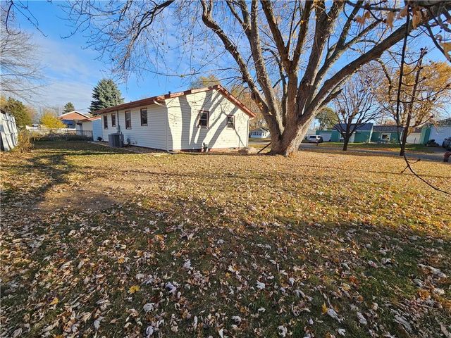 3904 Lark Ave Avenue, Eau Claire, WI 54703