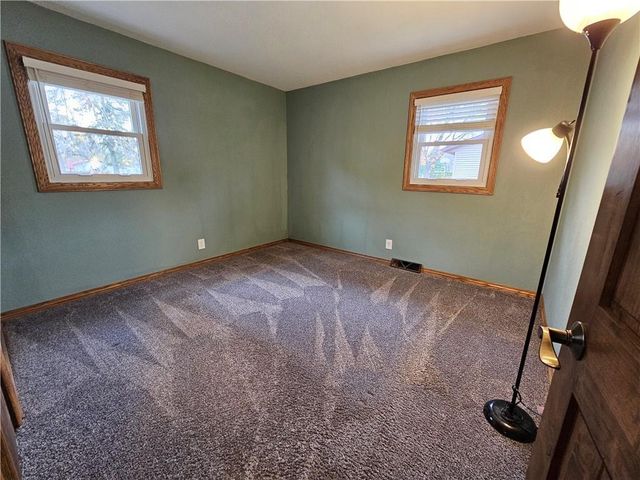 3904 Lark Ave Avenue, Eau Claire, WI 54703