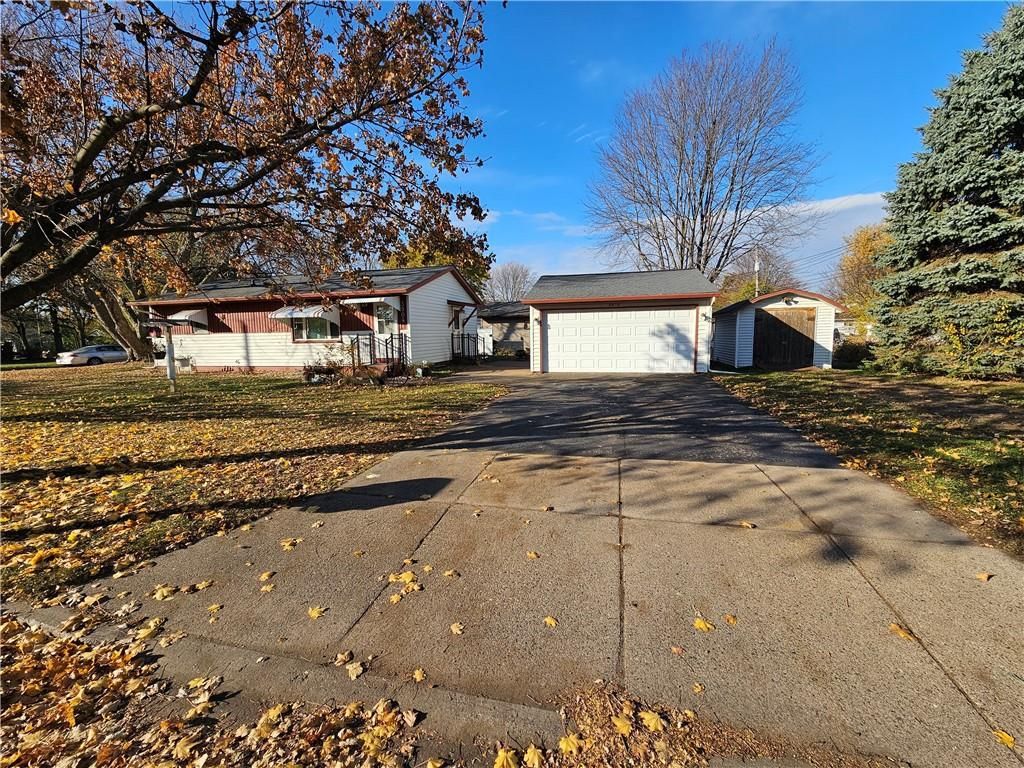 3904 Lark Ave Avenue, Eau Claire, WI 54703