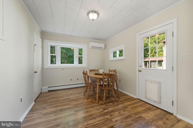 806 WOODLAND AVE, Wilmington, DE 19808