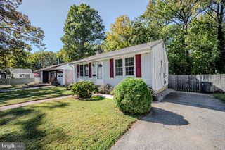 806 WOODLAND AVE, Wilmington, DE 19808
