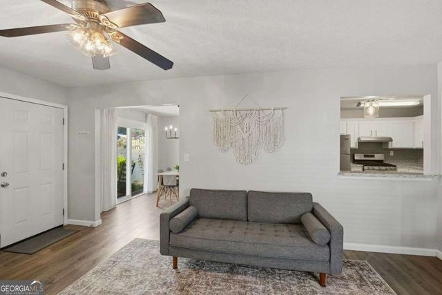 2718 Suwanee Way SE, Marietta, GA 30067