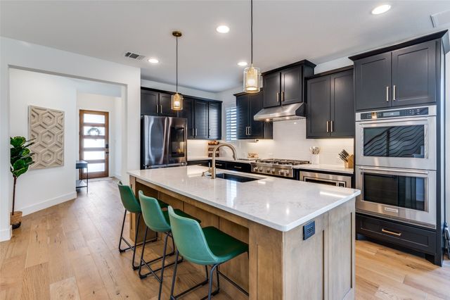 8433 Colburn, The Colony, TX 75056