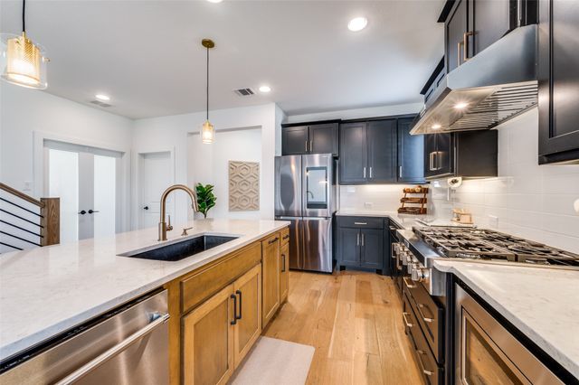 8433 Colburn, The Colony, TX 75056