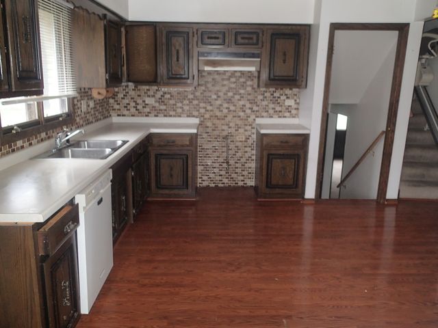 10363 S 84TH Avenue, Palos Hills, IL 60465