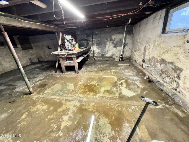 2839 Broadway, Rotterdam, NY 12306