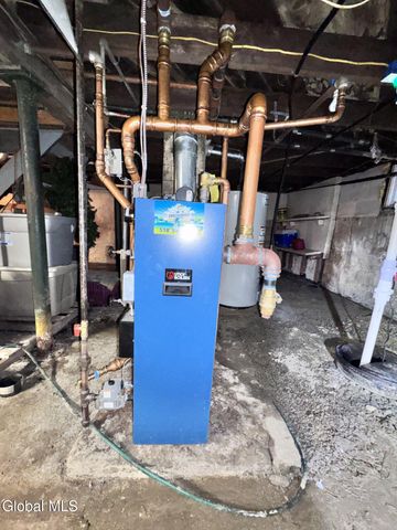 2839 Broadway, Rotterdam, NY 12306