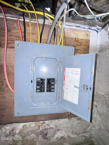 2839 Broadway, Rotterdam, NY 12306