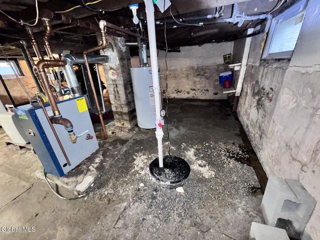 2839 Broadway, Rotterdam, NY 12306