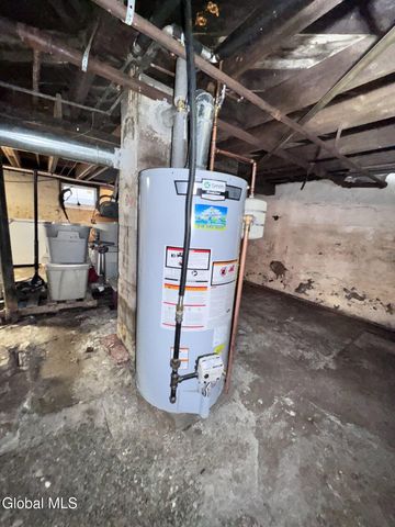 2839 Broadway, Rotterdam, NY 12306