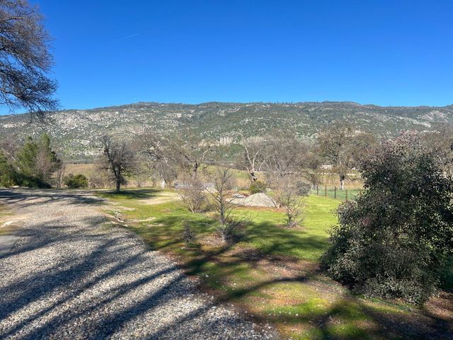35400 Spanish Oak Road, Auberry, CA 93602